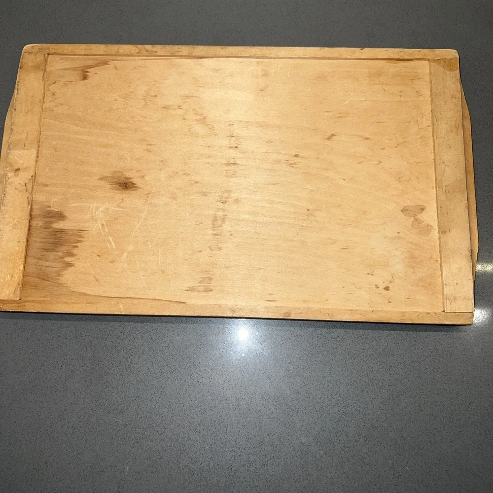 Long Beach CA Souvenir Wooden Tray-Dutch Themed—Vintage—15 1/2